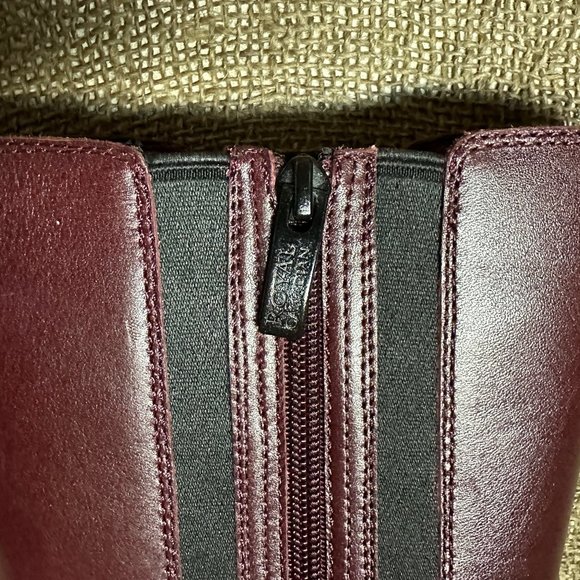 ROYAL CANADIAN ST. CATHERINE TALL LEATHER WATERPROOF BOOTS NEW - Picture 10 of 10